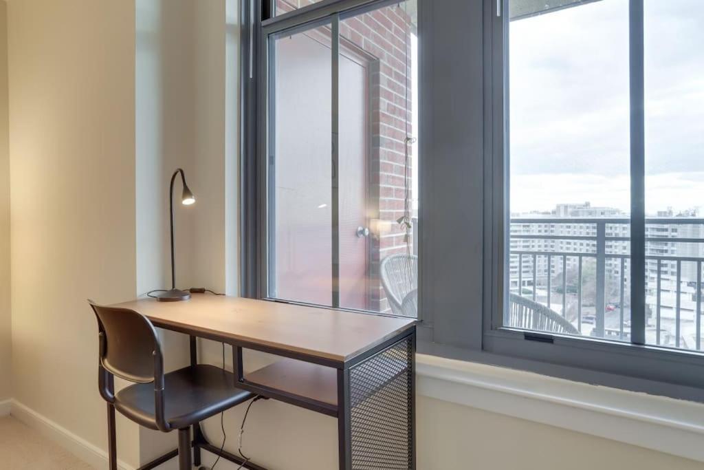 Fantastic 2 Bedroom Condo At Pentagon City Арлінгтон Екстер'єр фото
