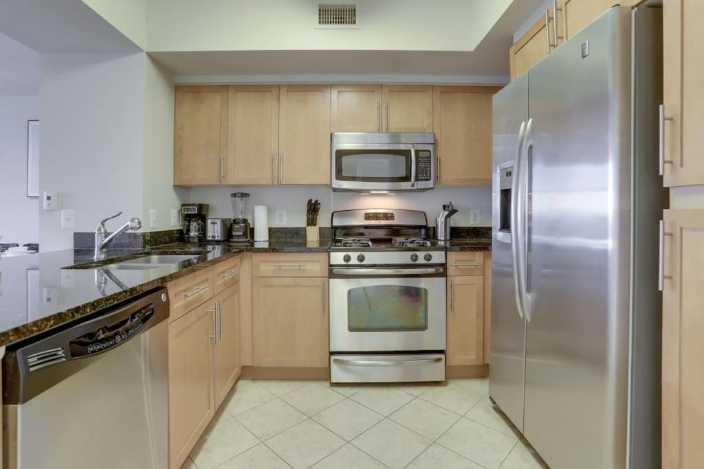 Fantastic 2 Bedroom Condo At Pentagon City Арлінгтон Екстер'єр фото