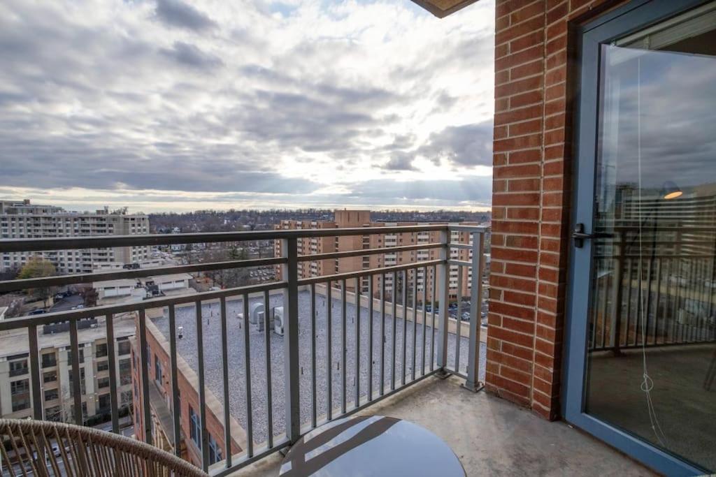 Fantastic 2 Bedroom Condo At Pentagon City Арлінгтон Екстер'єр фото
