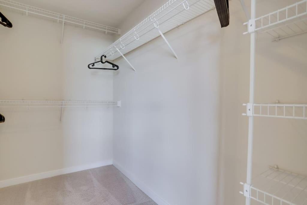 Fantastic 2 Bedroom Condo At Pentagon City Арлінгтон Екстер'єр фото